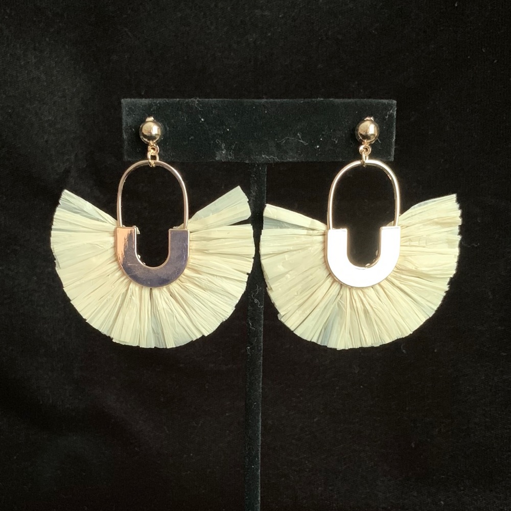 Women’s Fashion Earrings